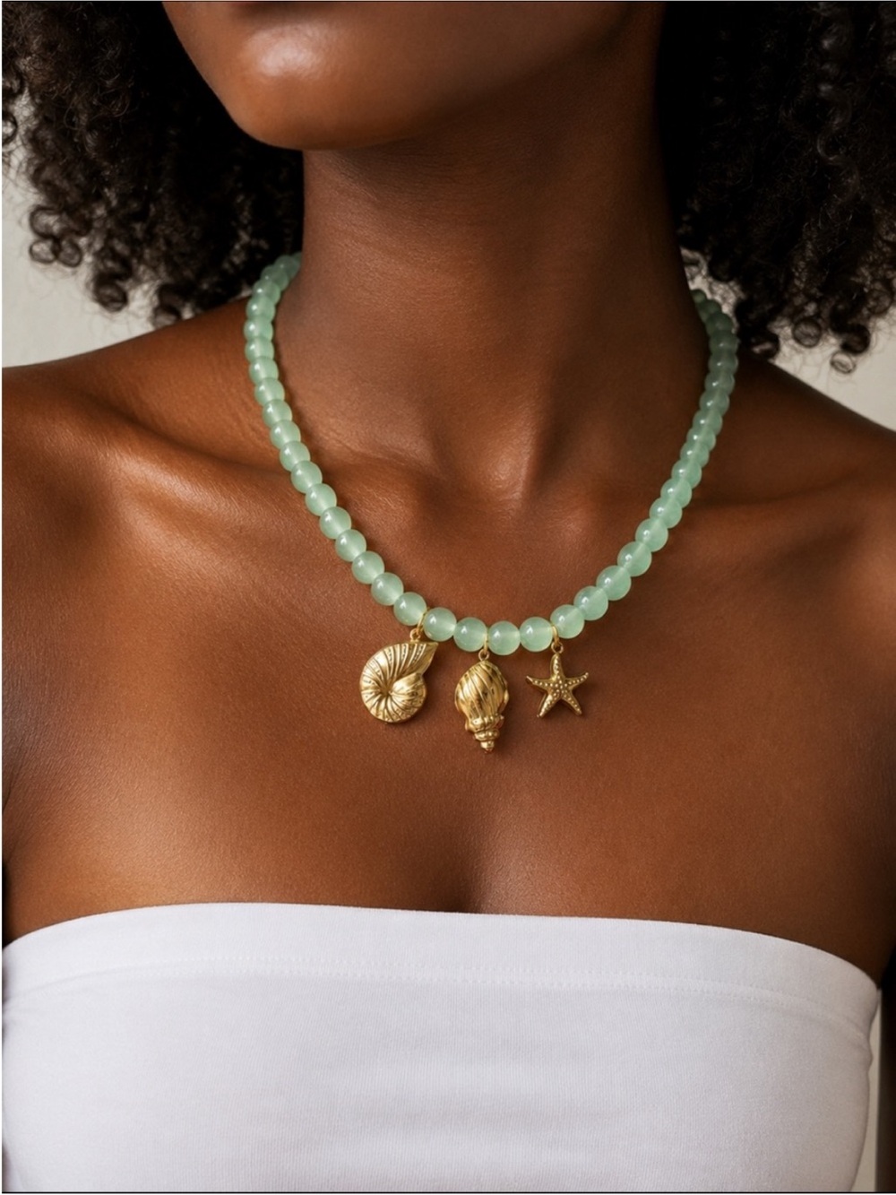 New! Coastal Green Beaded Gold Shell Necklace NWOT (3026)